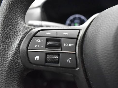 Used 2025 Honda CR-V LX image 23