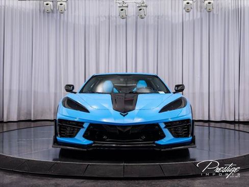 Used 2023 Chevrolet Corvette Stingray Premium Cpe w/ Z51 Performance Package RWD image 3