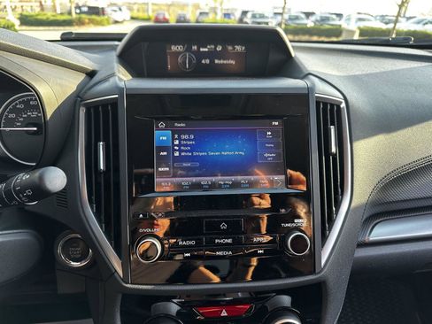 Used 2020 Subaru Forester Premium AWD/4WD image 14