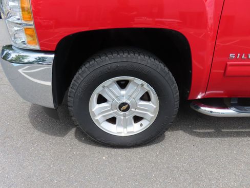 Used 2013 Chevrolet Silverado 1500 LT w/ All-Star Edition AWD/4WD image 11