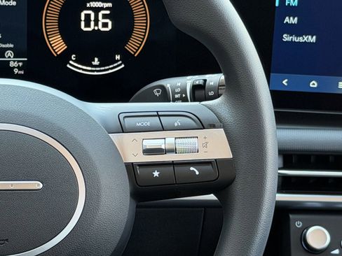 New 2026 Hyundai Tucson SE FWD image 13