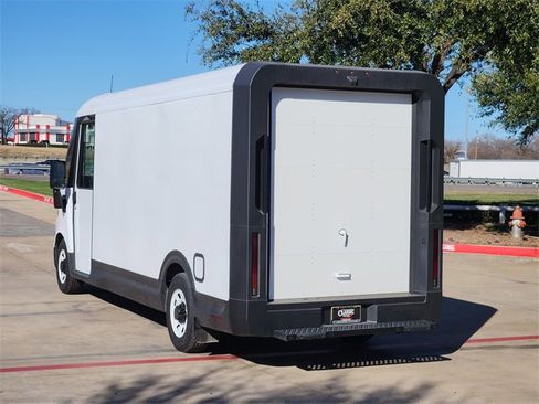 New 2025 Chevrolet Brightdrop 600 FWD image 3