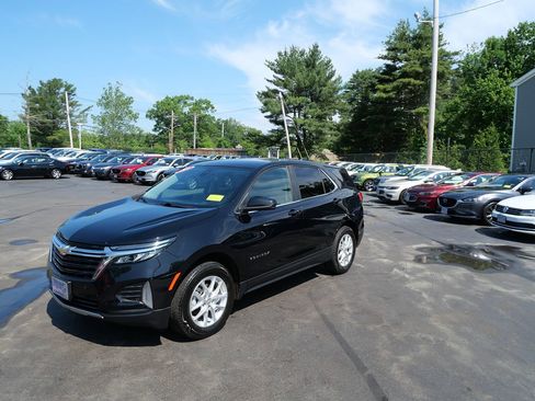 Used 2023 Chevrolet Equinox LT w/ Driver Convenience Package AWD/4WD image 1