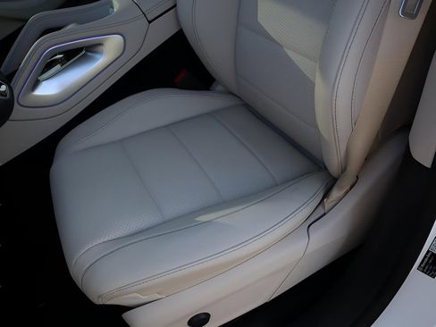 Used 2026 Mercedes-Benz GLE 350 4MATIC image 31