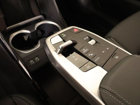 New 2026 BMW X1 xDrive28i w/ Technology Package AWD/4WD image 8
