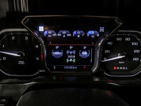 Used 2020 GMC Sierra 3500 AT4 w/ AT4 Premium Package image 20