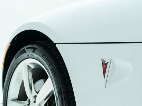 Used 2009 Pontiac Solstice GXP image 21