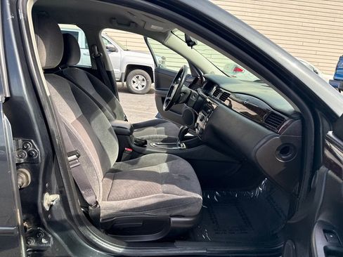 Used 2013 Chevrolet Impala LT FWD image 12