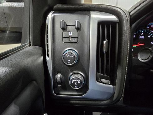 Used 2017 GMC Sierra 3500 SLE w/ SLE Fleet Preferred Package image 40
