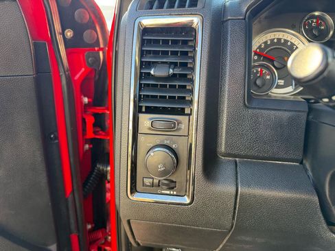 Used 2013 RAM 1500 Sport w/ Sport Premium Group AWD/4WD image 26