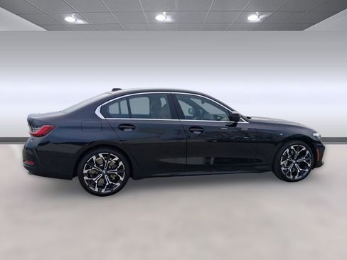 Used 2026 BMW 330i Sedan w/ Convenience Package image 6