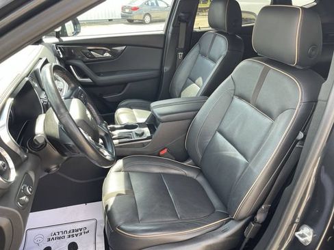 Certified 2020 Chevrolet Blazer Premier w/ Driver Confidence II Package AWD/4WD image 11