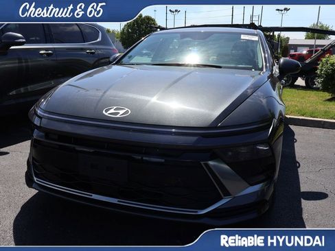 Used 2025 Hyundai Sonata SEL FWD image 11