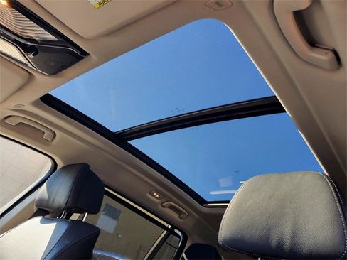 Used 2022 BMW X7 xDrive40i w/ Premium Package image 15