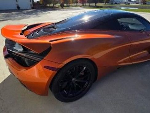 Used 2018 McLaren 720S Performance image 9