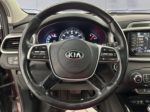 Used 2019 Kia Sorento EX w/ EX Touring Package image 9