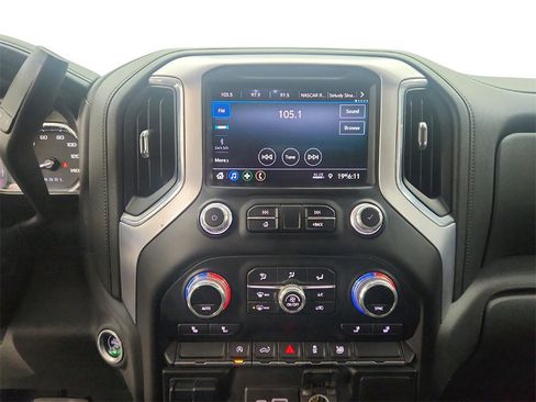 Used 2021 GMC Sierra 1500 Elevation image 15
