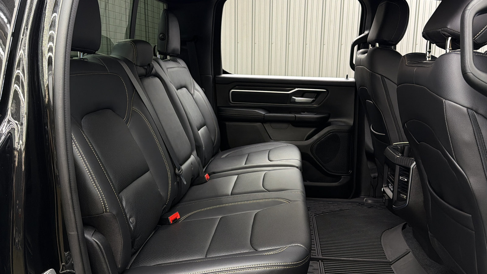 Used 2025 RAM 1500 Big Horn AWD/4WD image 41
