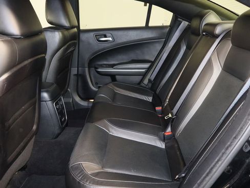 Used 2021 Dodge Charger SXT w/ Leather Interior Group image 17