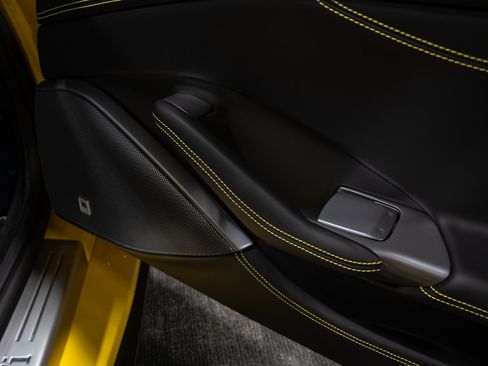 Used 2023 Ferrari Portofino M RWD image 70