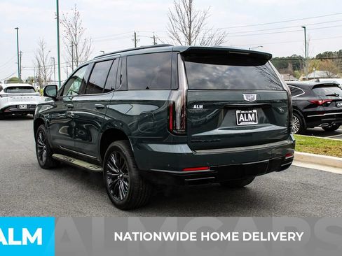 Used 2025 Cadillac Escalade Sport AWD/4WD image 4