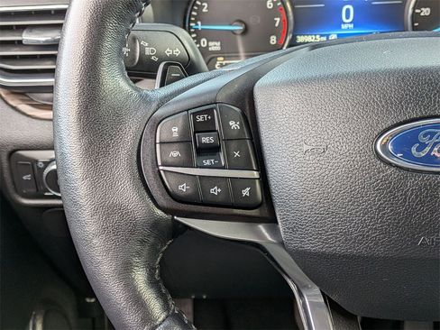 Used 2020 Ford Explorer Limited image 33