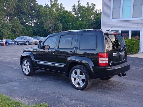 Used 2012 Jeep Liberty Limited Jet w/ Comfort/Convenience Group AWD/4WD image 3