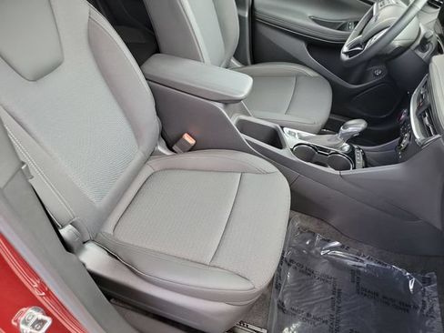 Certified 2024 Buick Encore GX Preferred w/ Comfort Package AWD/4WD image 27