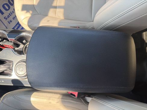 Used 2018 Ford Explorer Limited AWD/4WD image 24