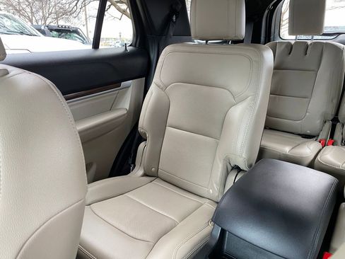 Used 2018 Ford Explorer Limited w/ Equipment Group 301A image 21