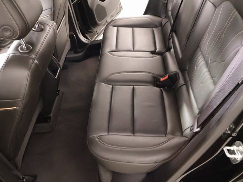 Used 2025 Buick Envista Avenir image 12