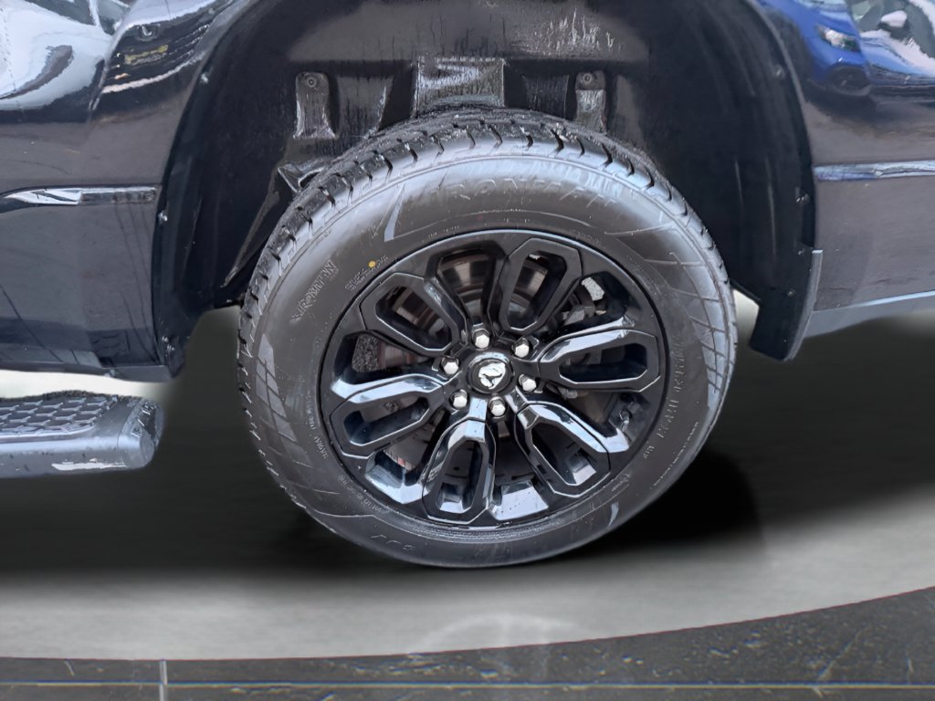 Used 2023 RAM 1500 Laramie AWD/4WD image 11