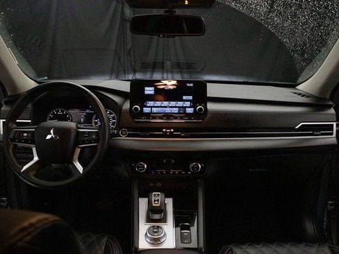 Used 2022 Mitsubishi Outlander SEL image 22