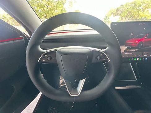 Used 2026 Tesla Model Y AWD image 15