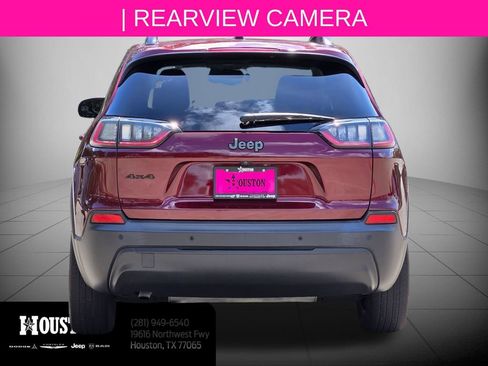 Used 2020 Jeep Cherokee Latitude Plus AWD/4WD image 5