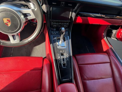 Used 2016 Porsche 911 Targa 4S image 12