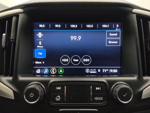 Used 2022 GMC Terrain SLT w/ Infotainment Package II FWD image 25