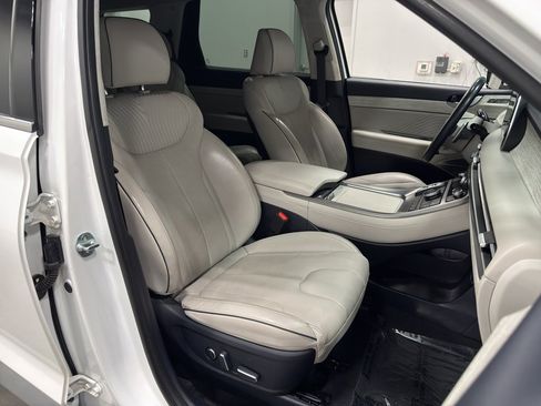 Used 2024 Hyundai Palisade Calligraphy image 35