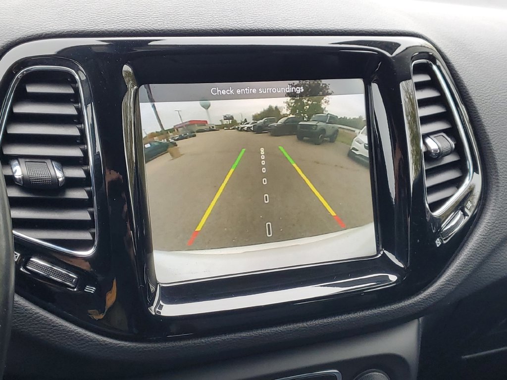 Used 2019 Jeep Compass Limited AWD/4WD image 28
