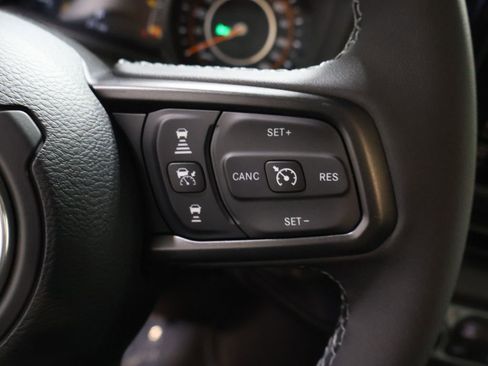 New 2026 Jeep Gladiator Sport AWD/4WD image 22
