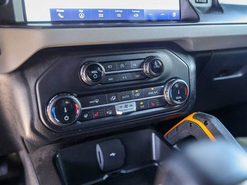 Used 2022 Ford Bronco Badlands AWD/4WD image 18