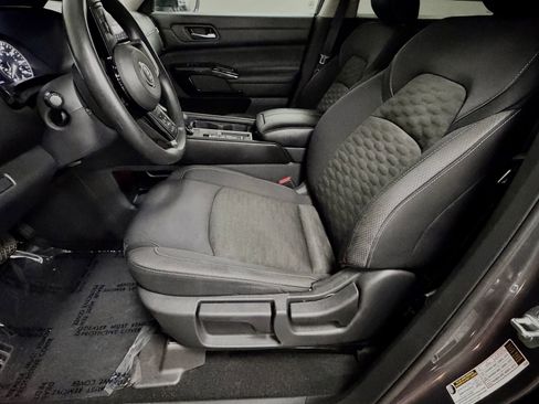Used 2022 Nissan Pathfinder S FWD image 21