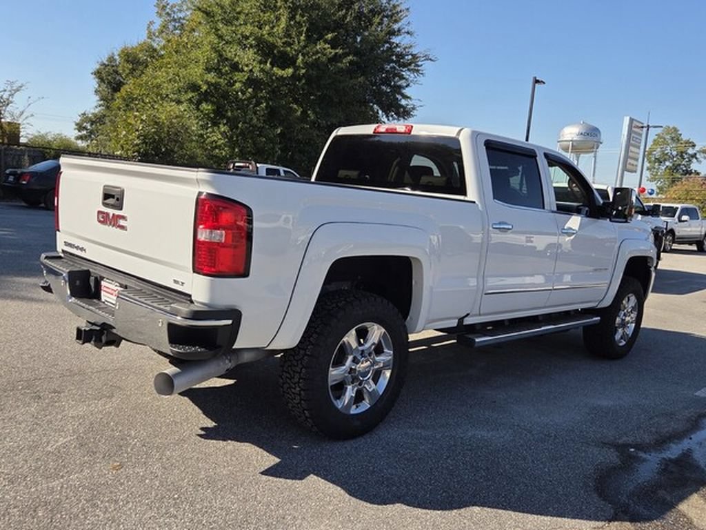 Used 2017 GMC Sierra 2500 SLT w/ Duramax Plus Package AWD/4WD image 11