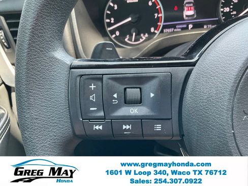 Used 2023 Nissan Rogue SV FWD image 26