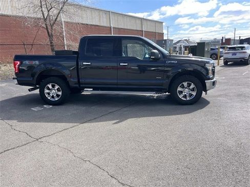 Used 2015 Ford F150 XLT w/ Equipment Group 302A Luxury image 2