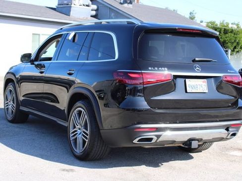 Used 2024 Mercedes-Benz GLS 450 4MATIC image 3