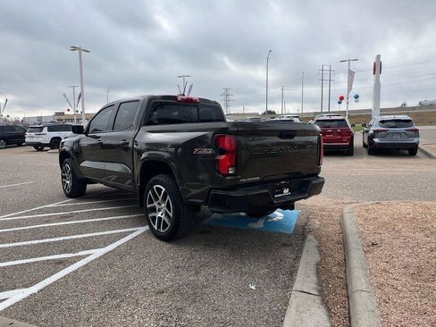 Used 2023 Chevrolet Colorado Z71 w/ Z71 Convenience Package 2 image 3
