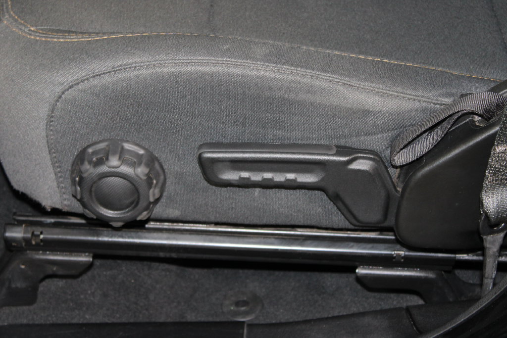 Used 2024 Jeep Wrangler Unlimited Sport AWD/4WD image 19