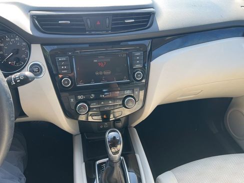 Used 2019 Nissan Rogue Sport SV FWD image 10