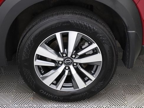 Used 2024 Nissan Pathfinder SL AWD/4WD image 20